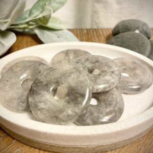 EE Scalar Charged Medallion Natural Cloudy Gray Quartz